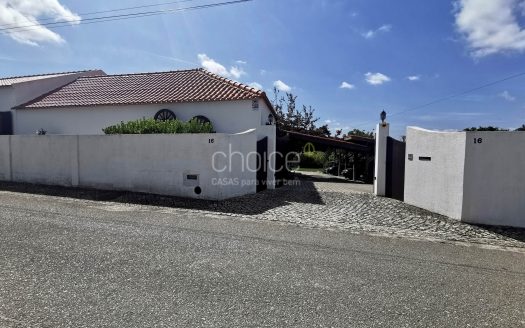 Fantástica Quinta T6 em Aveiras de Cima