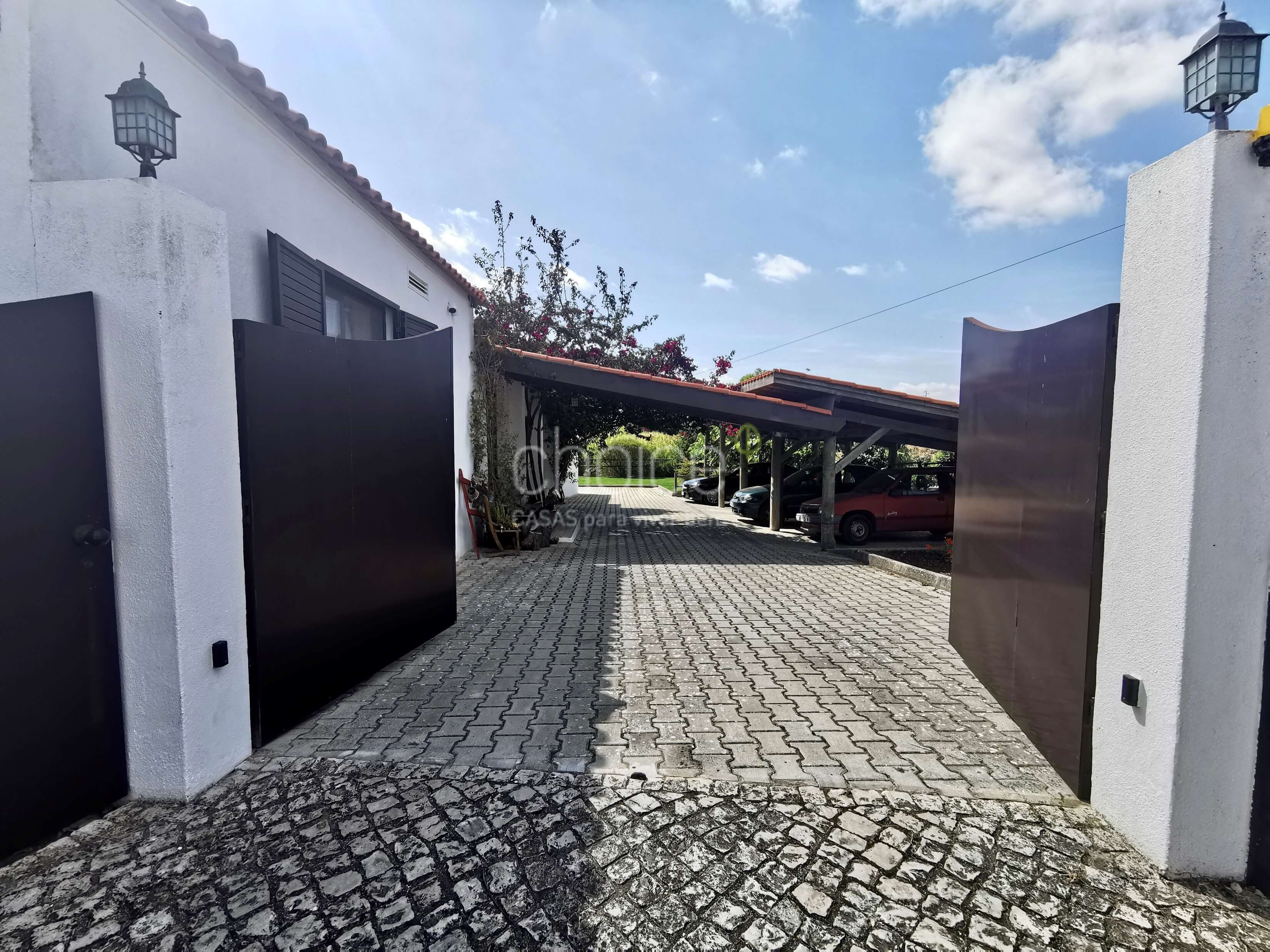 Fantastic 6-bedroom farmhouse in Aveiras de Cima