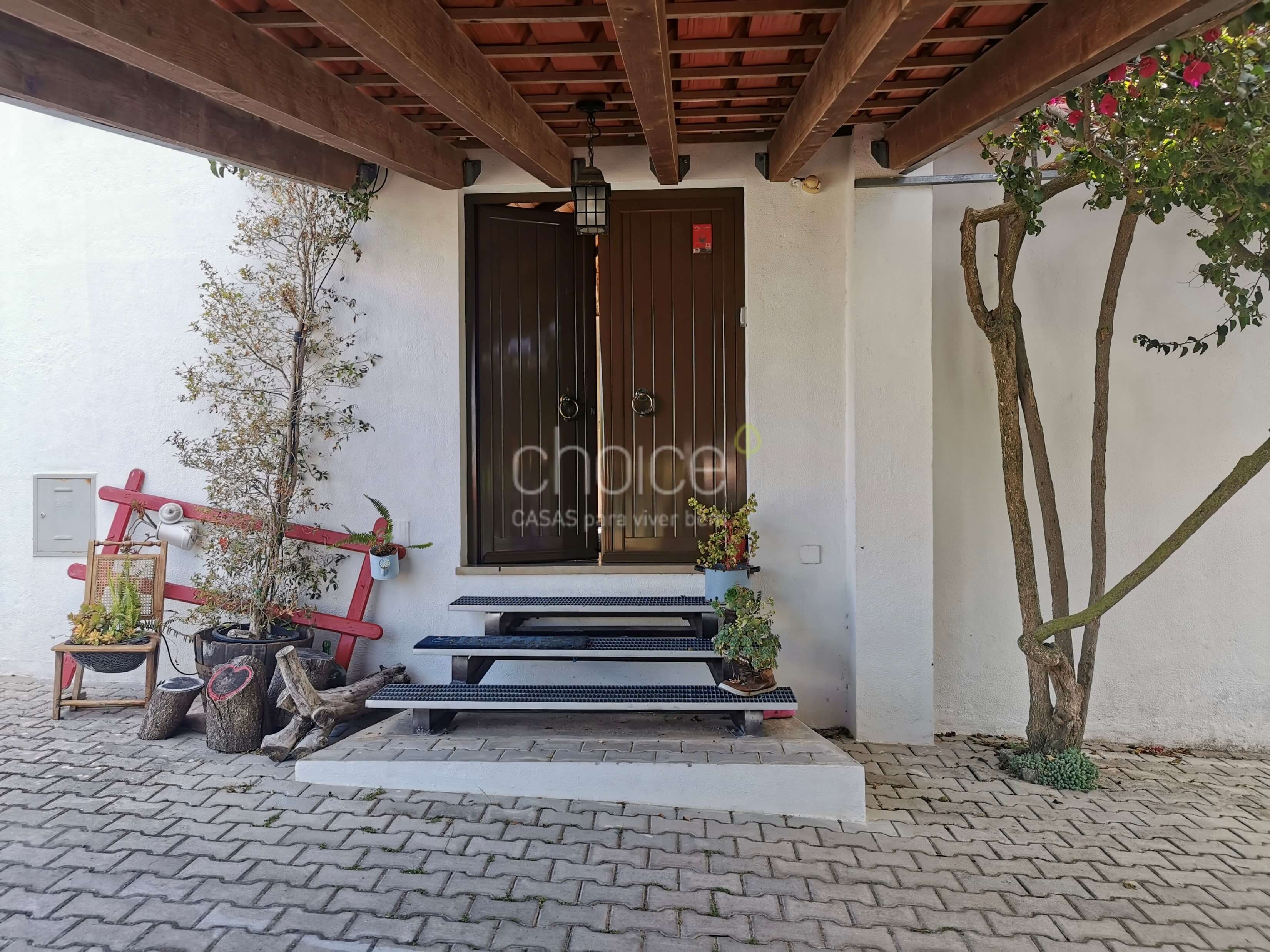 Fantastic 6-bedroom farmhouse in Aveiras de Cima