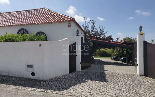 Fantástica Quinta T6 em Aveiras de Cima