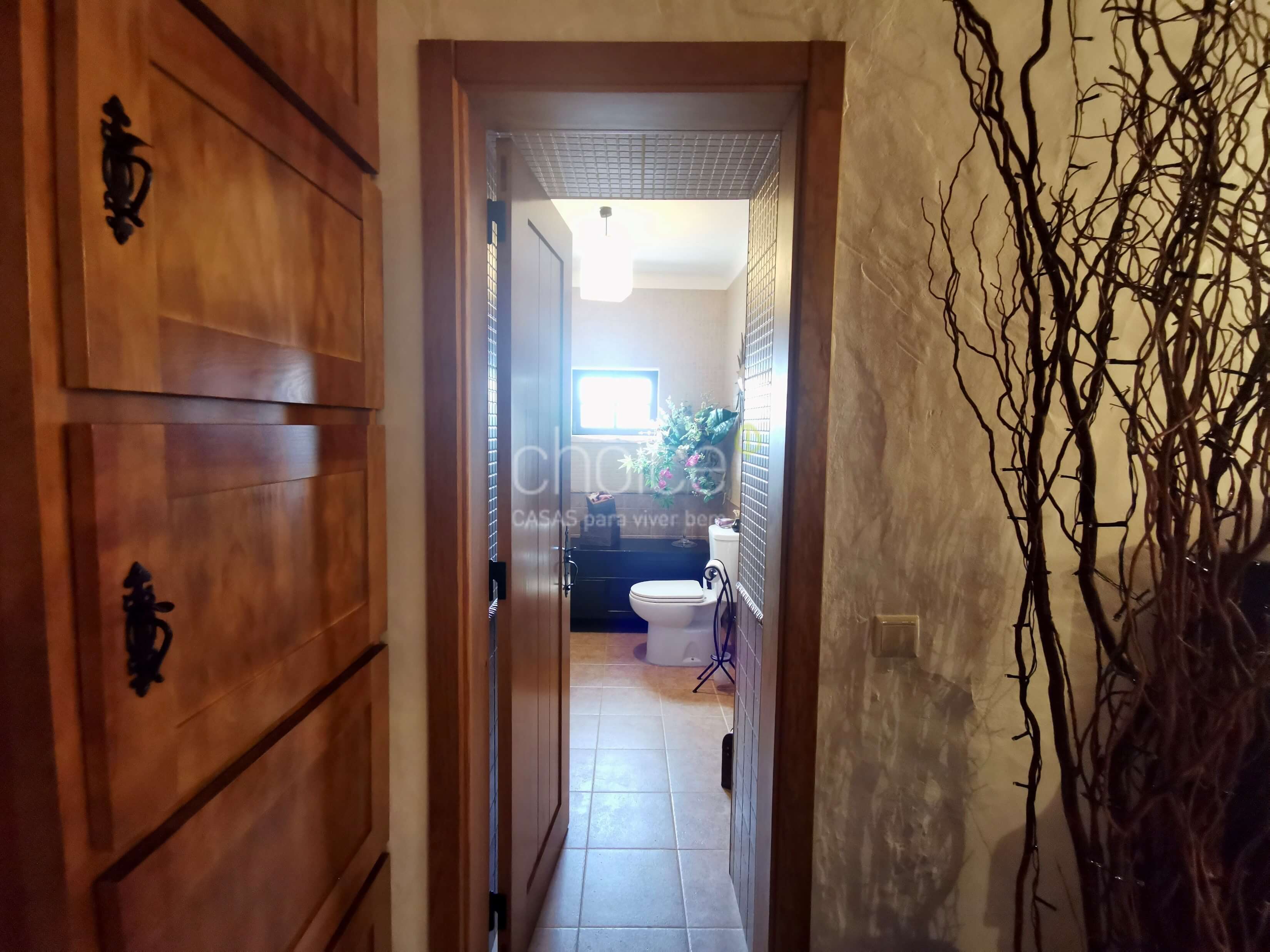 Fantastic 6-bedroom farmhouse in Aveiras de Cima