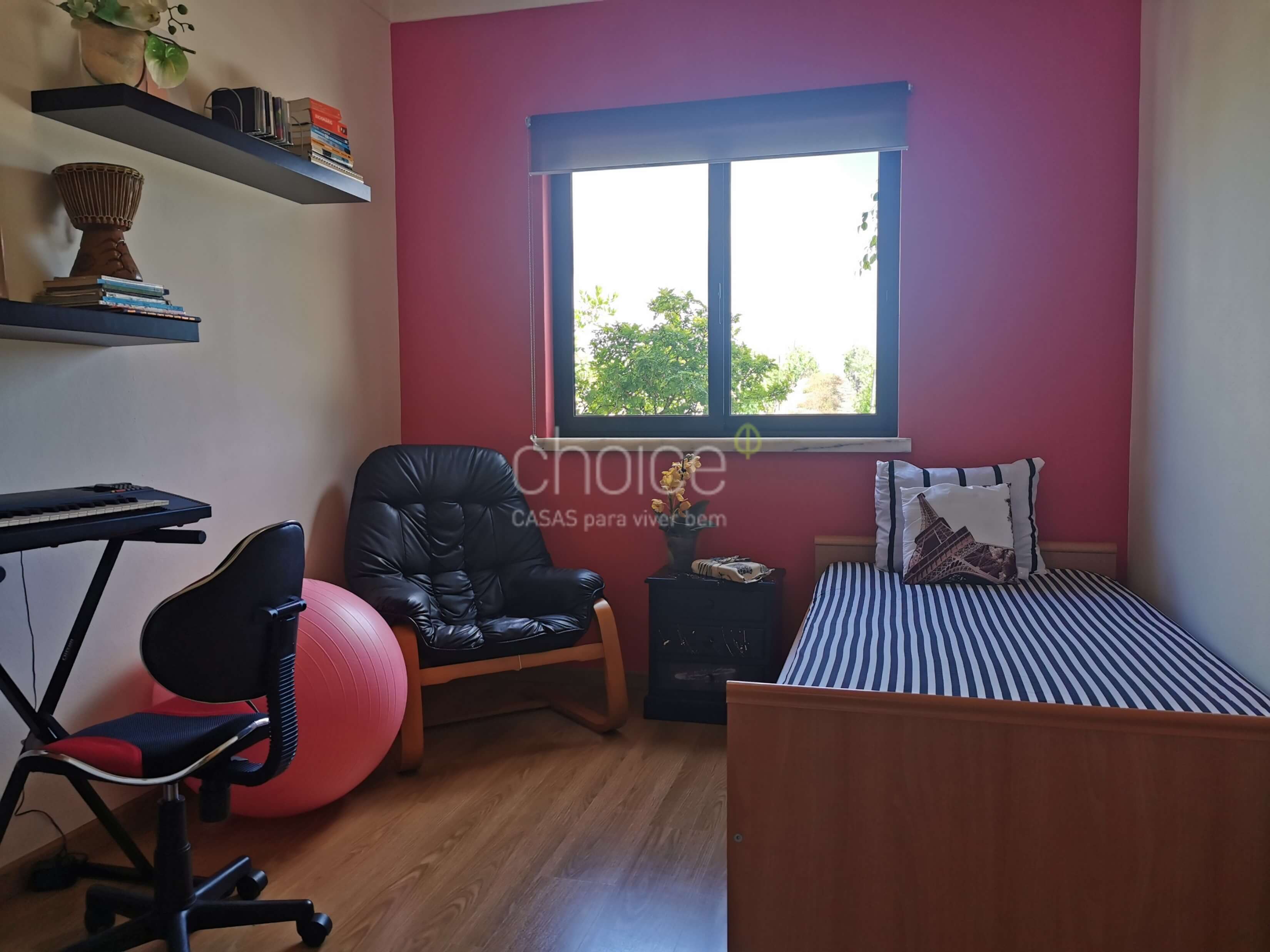 Fantastic 6-bedroom farmhouse in Aveiras de Cima