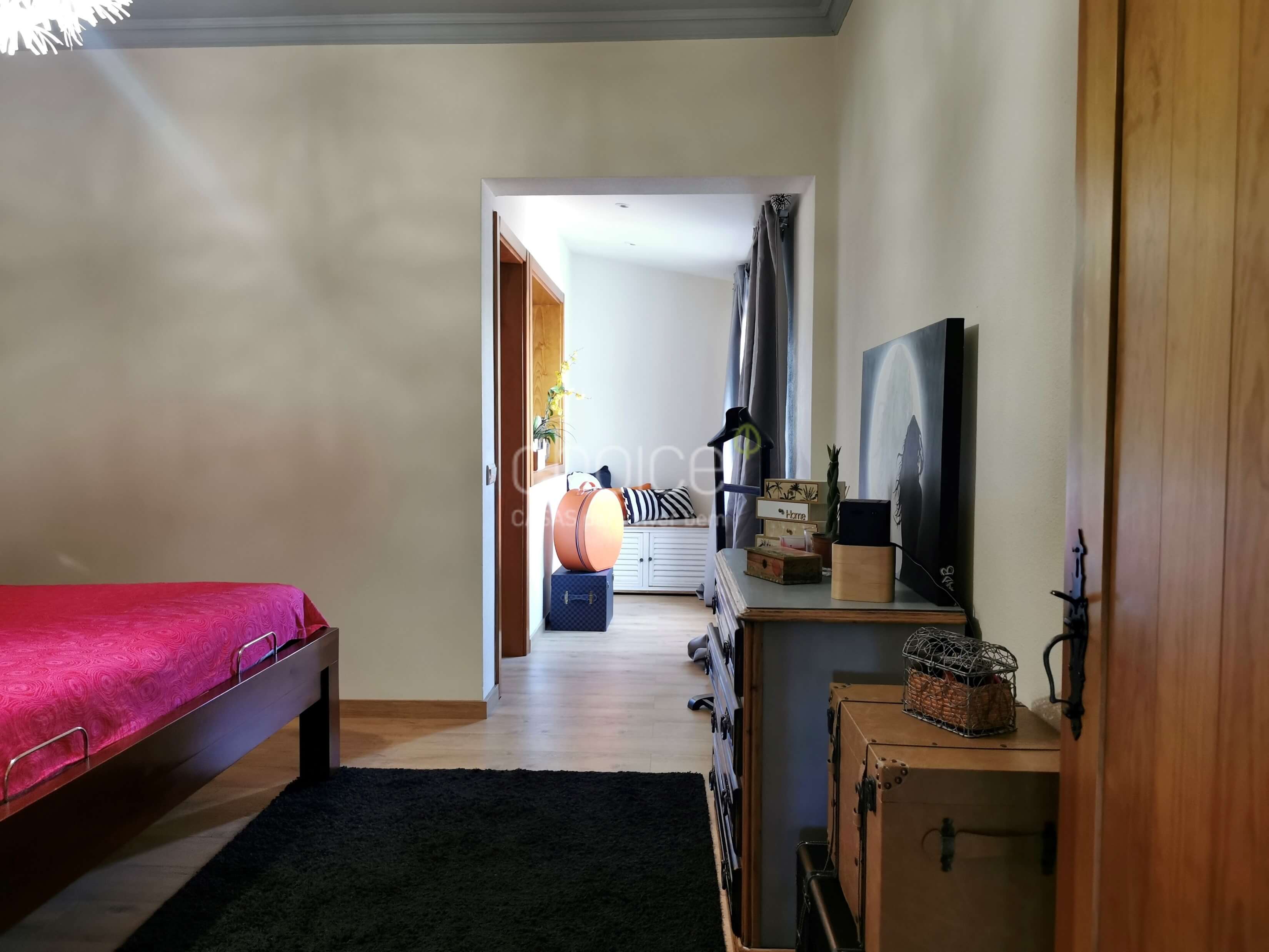 Fantastic 6-bedroom farmhouse in Aveiras de Cima