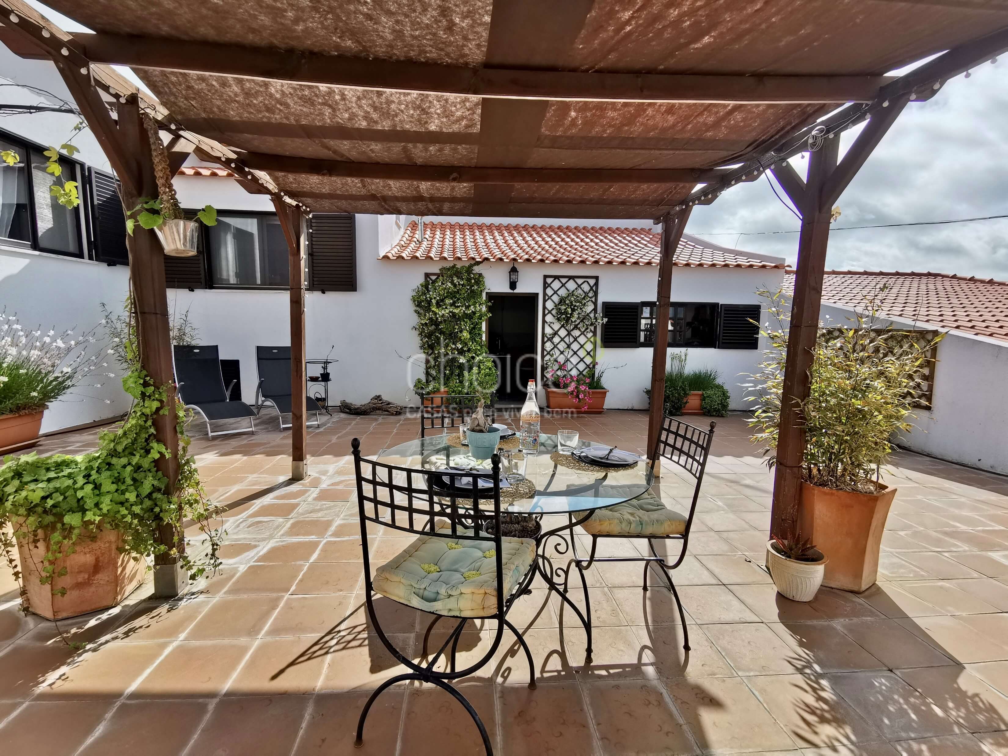Fantastic 6-bedroom farmhouse in Aveiras de Cima