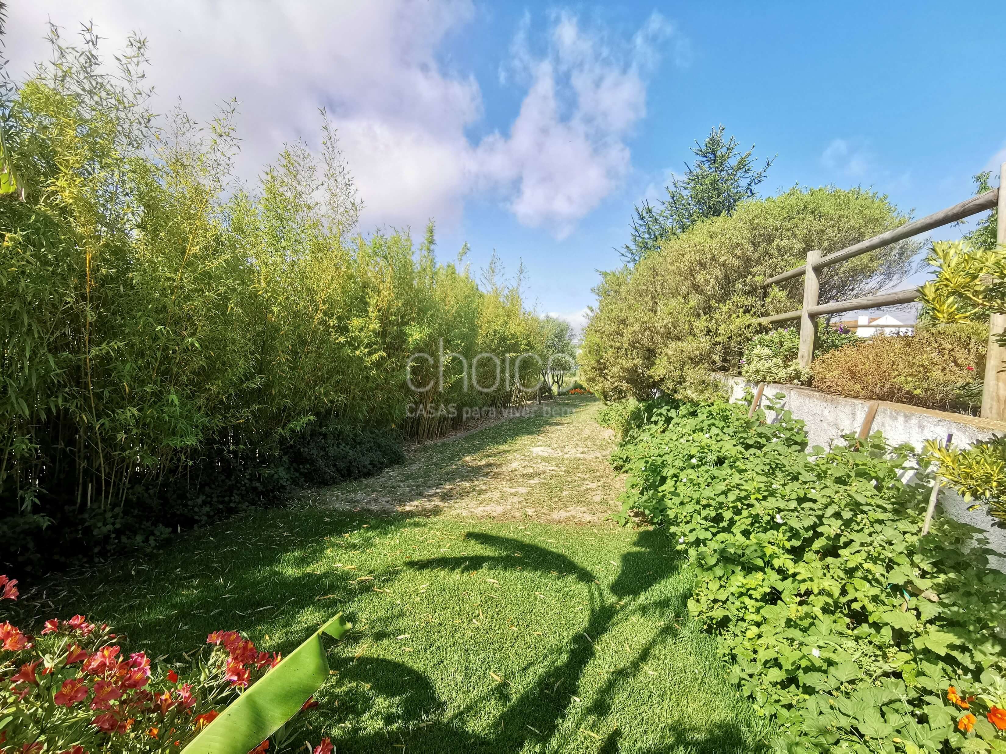 Fantastic 6-bedroom farmhouse in Aveiras de Cima