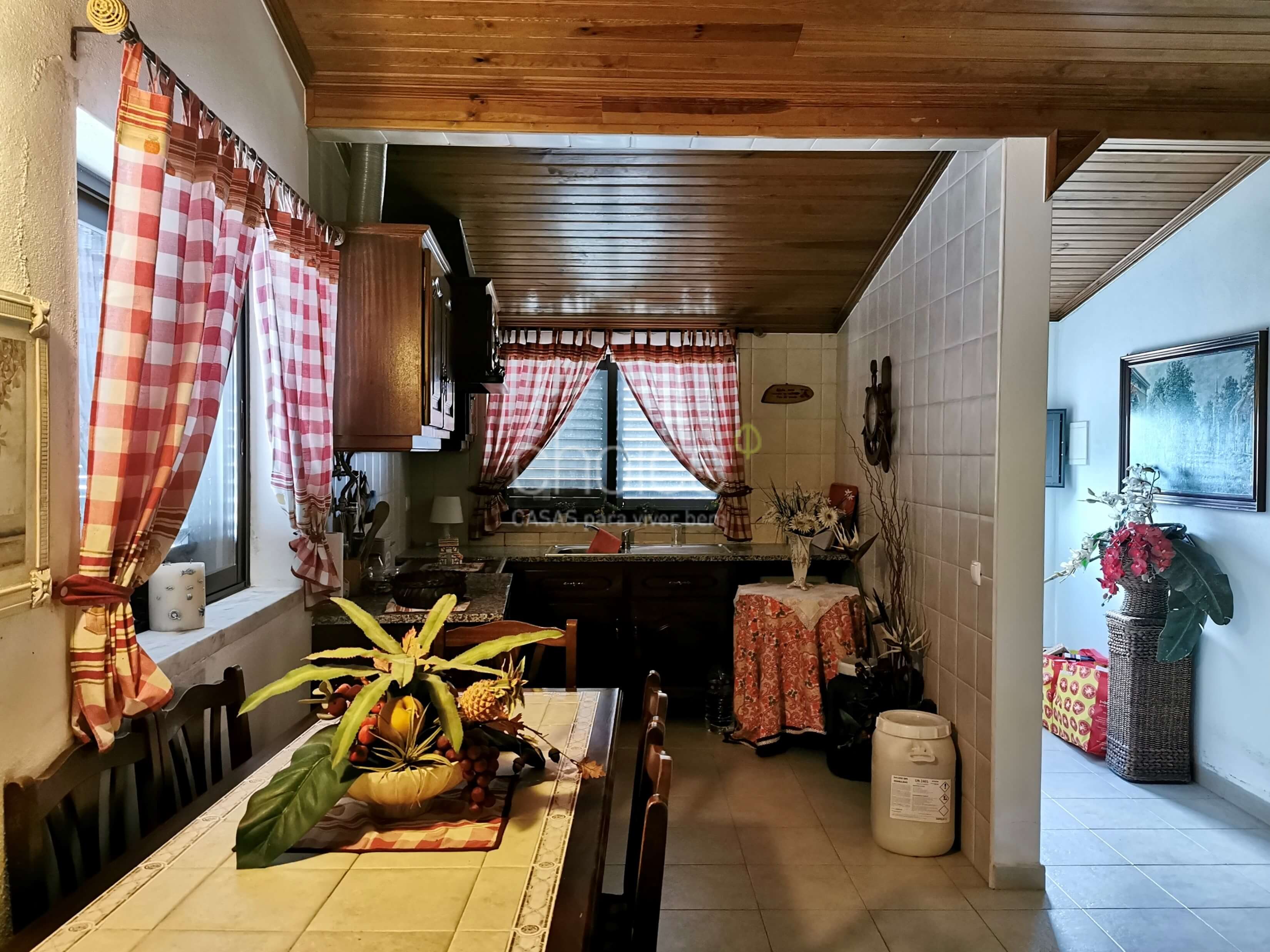 Fantastic 6-bedroom farmhouse in Aveiras de Cima