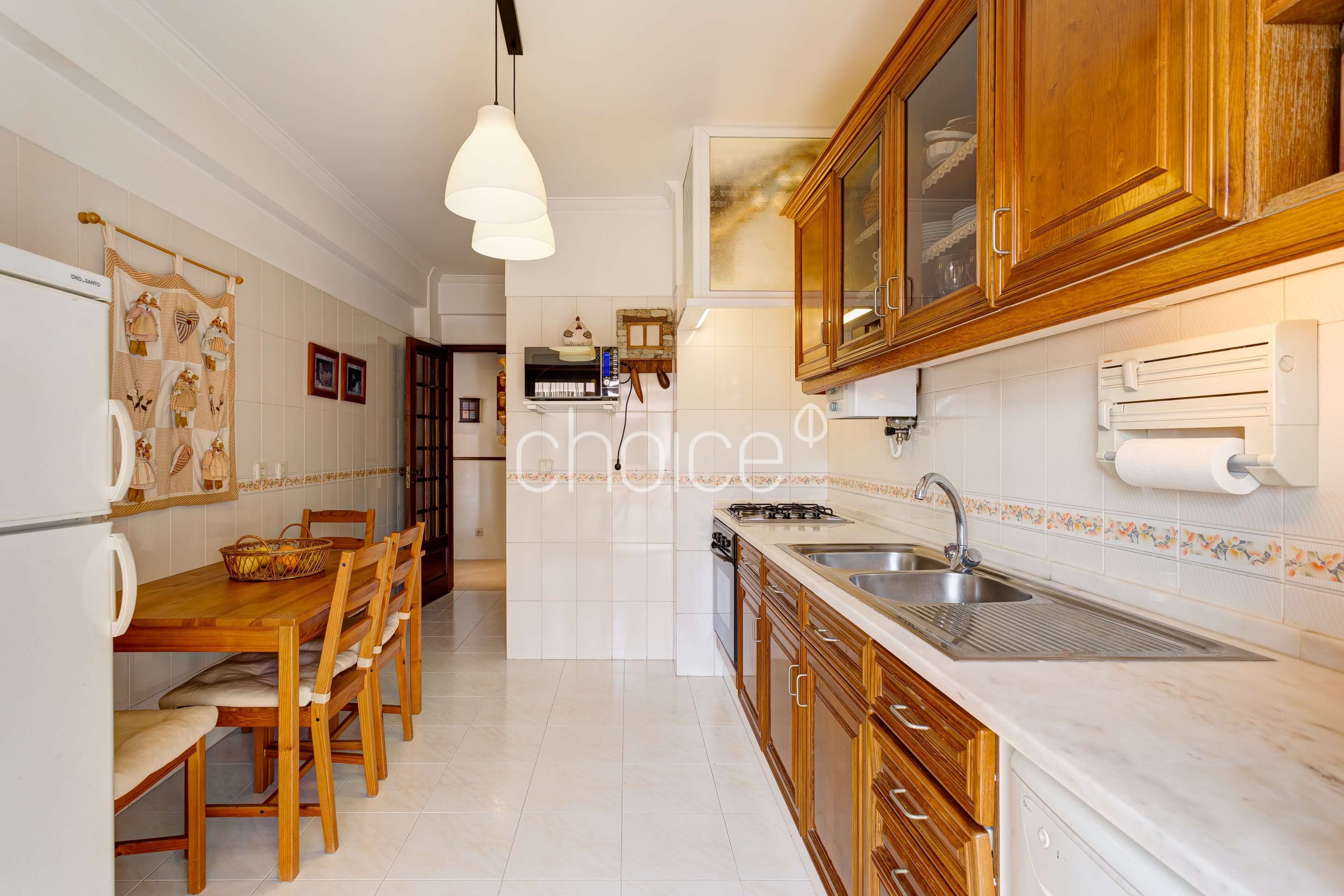 3 bedroom flat I Bairro do Rosário I sea view I balconies I lift