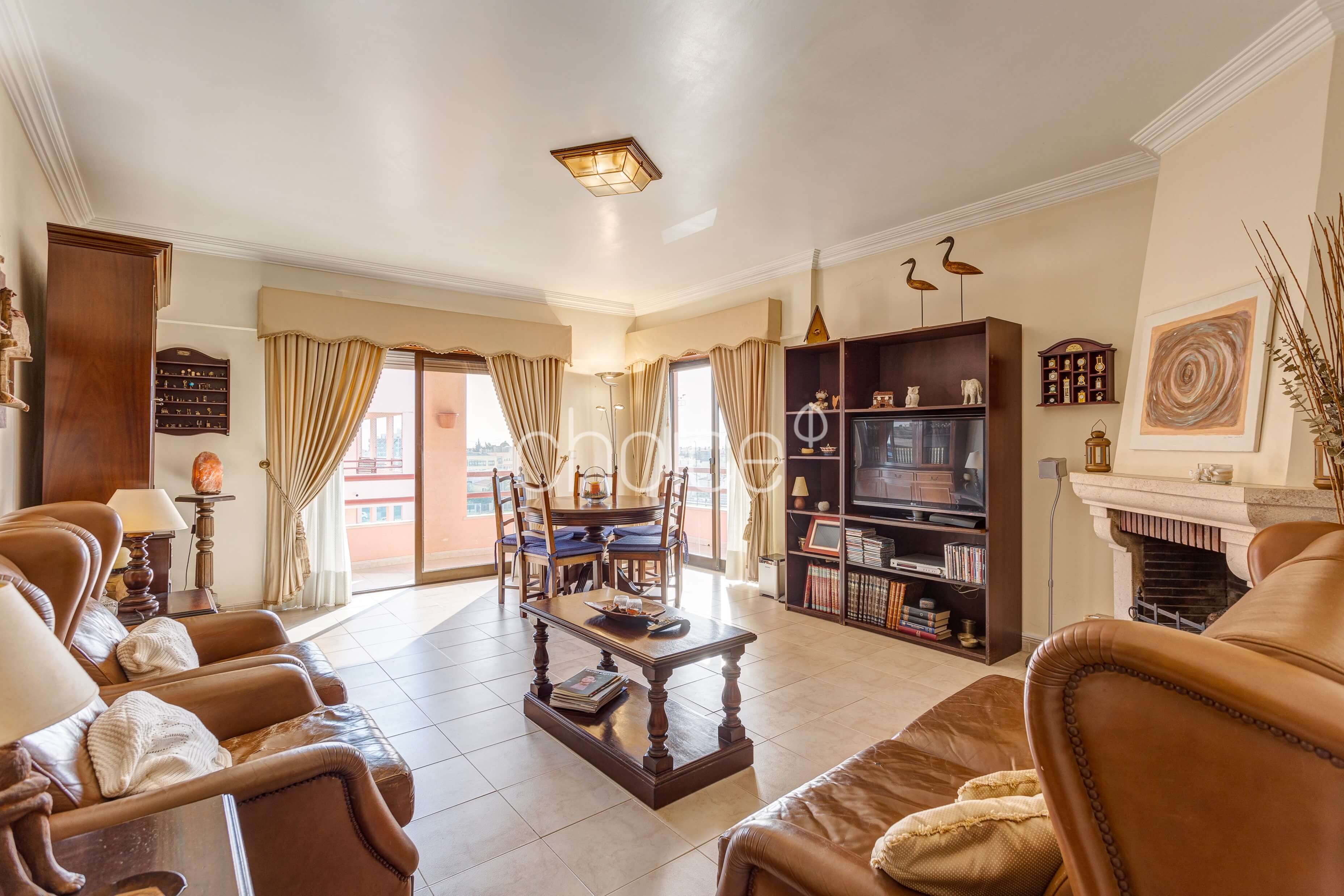 3 bedroom flat I Bairro do Rosário I sea view I balconies I lift