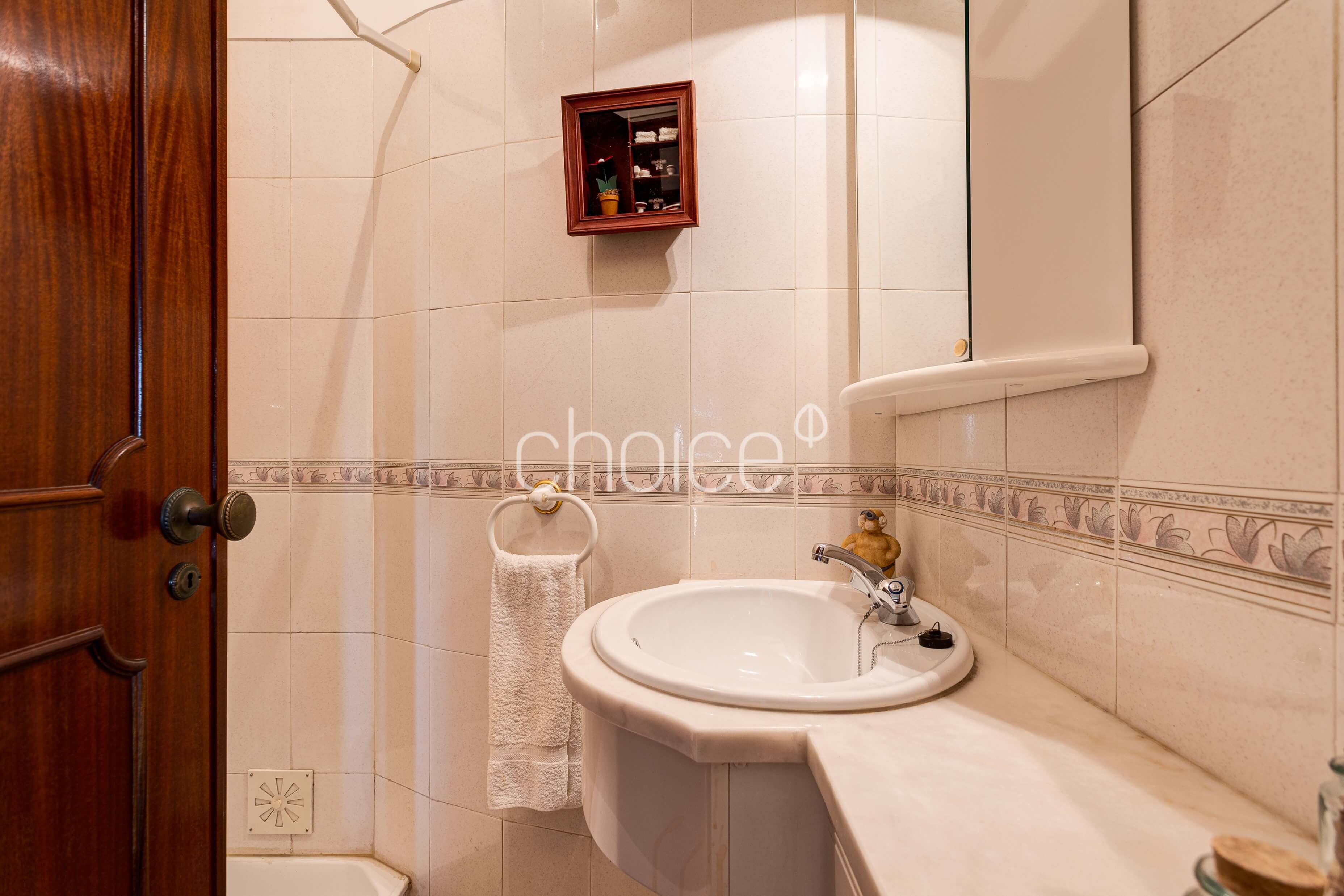 3 bedroom flat I Bairro do Rosário I sea view I balconies I lift