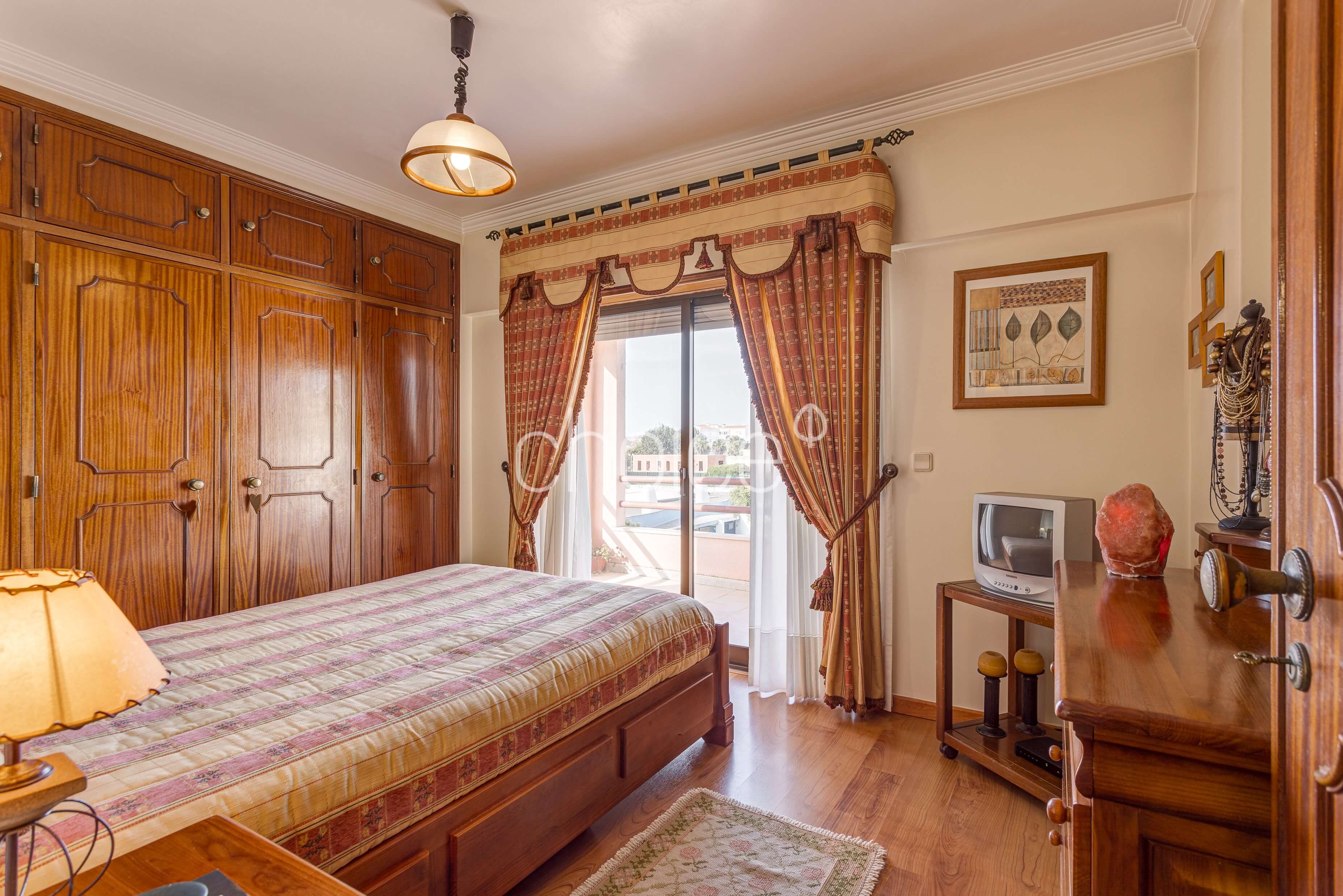 3 bedroom flat I Bairro do Rosário I sea view I balconies I lift