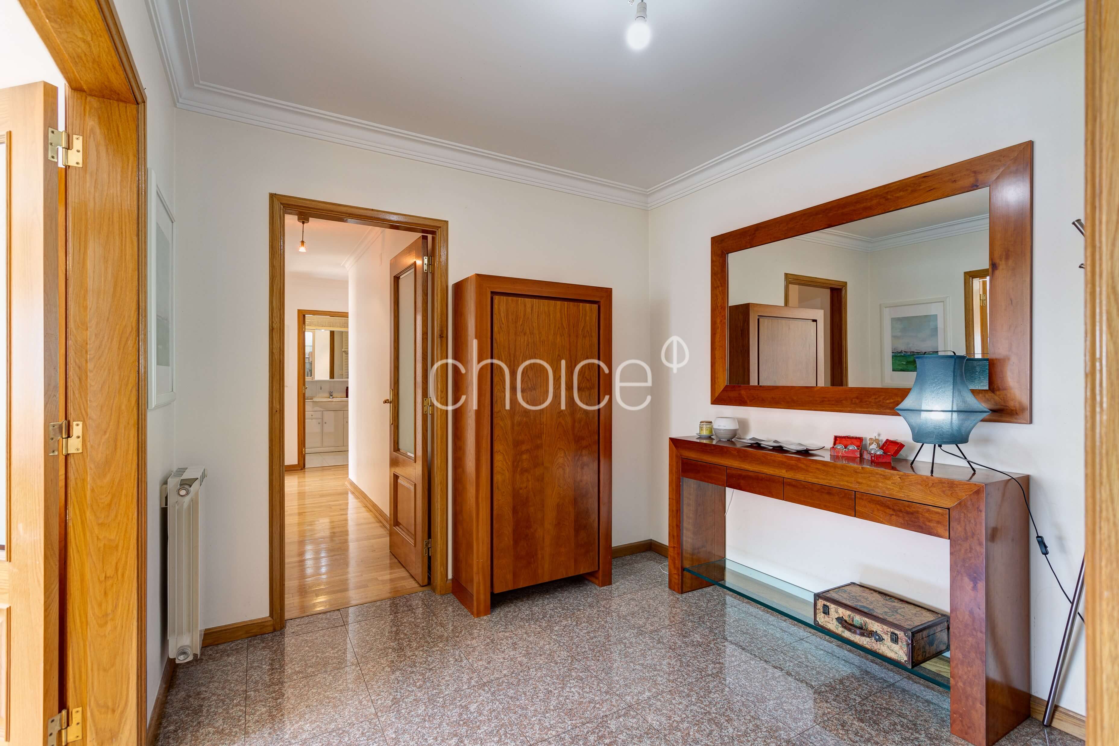 2-bedr. flat l Nova Carnaxide | Lisboa | with lift and garage