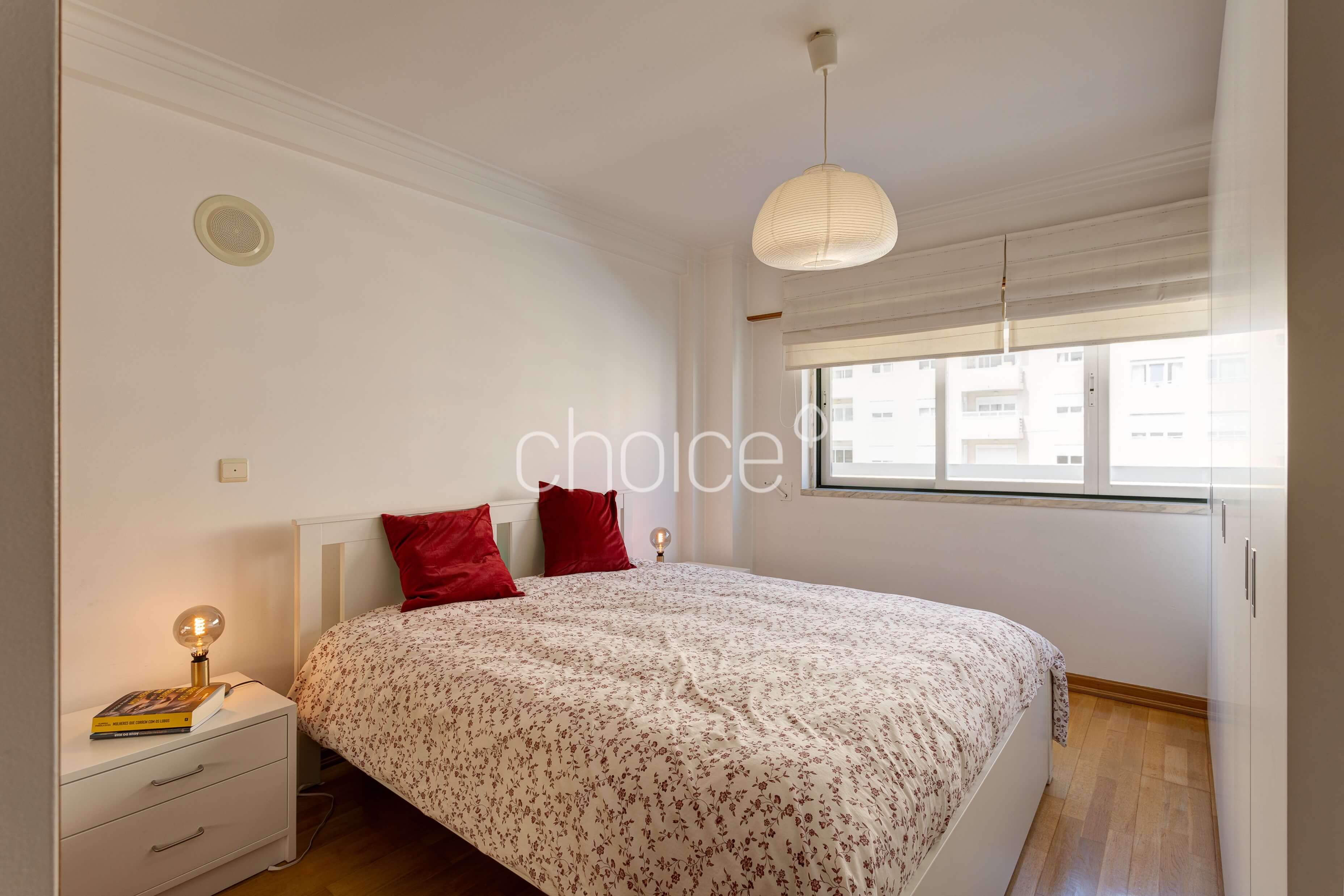 2-bedr. flat l Nova Carnaxide | Lisboa | with lift and garage