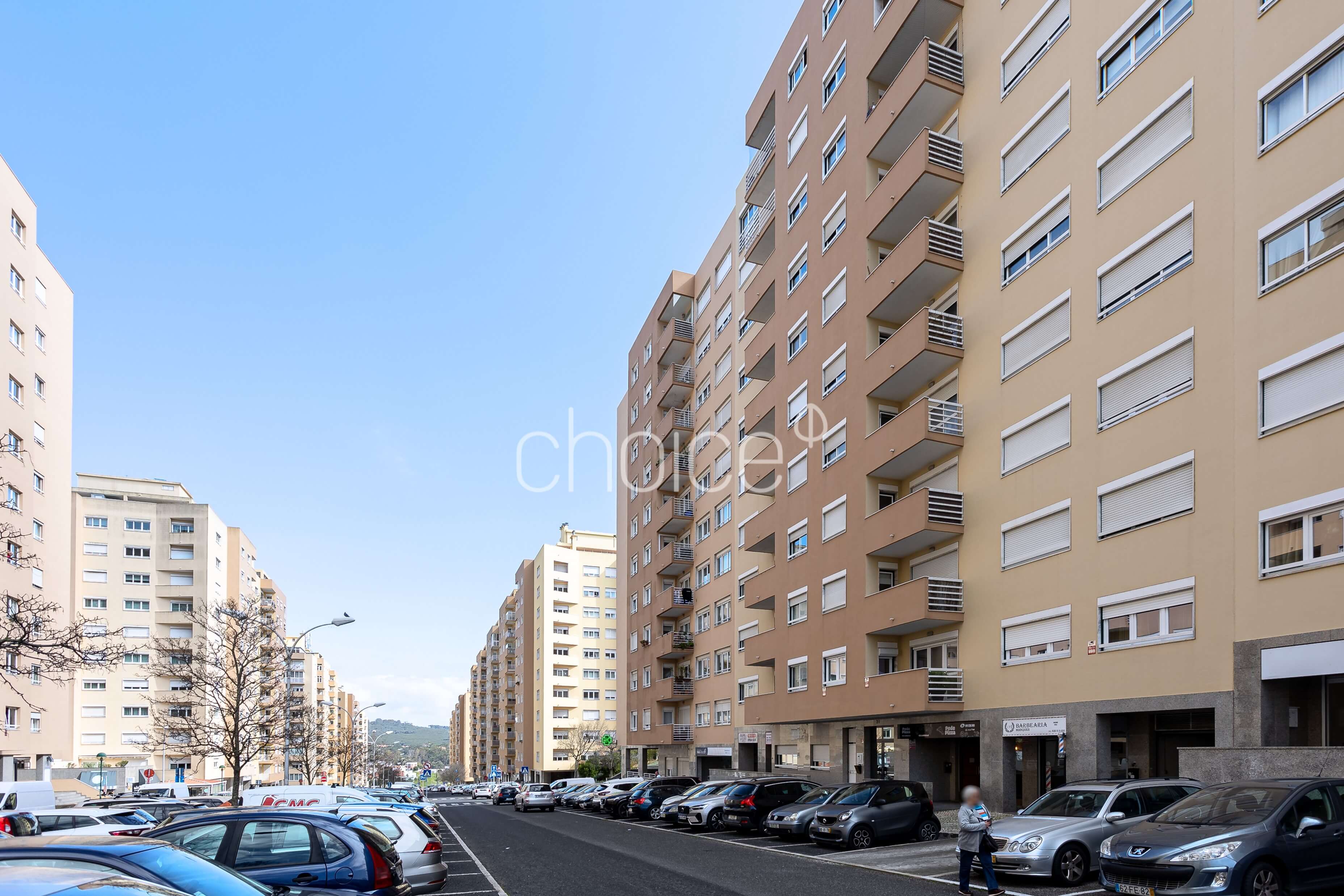 2-bedr. flat l Nova Carnaxide | Lisboa | with lift and garage