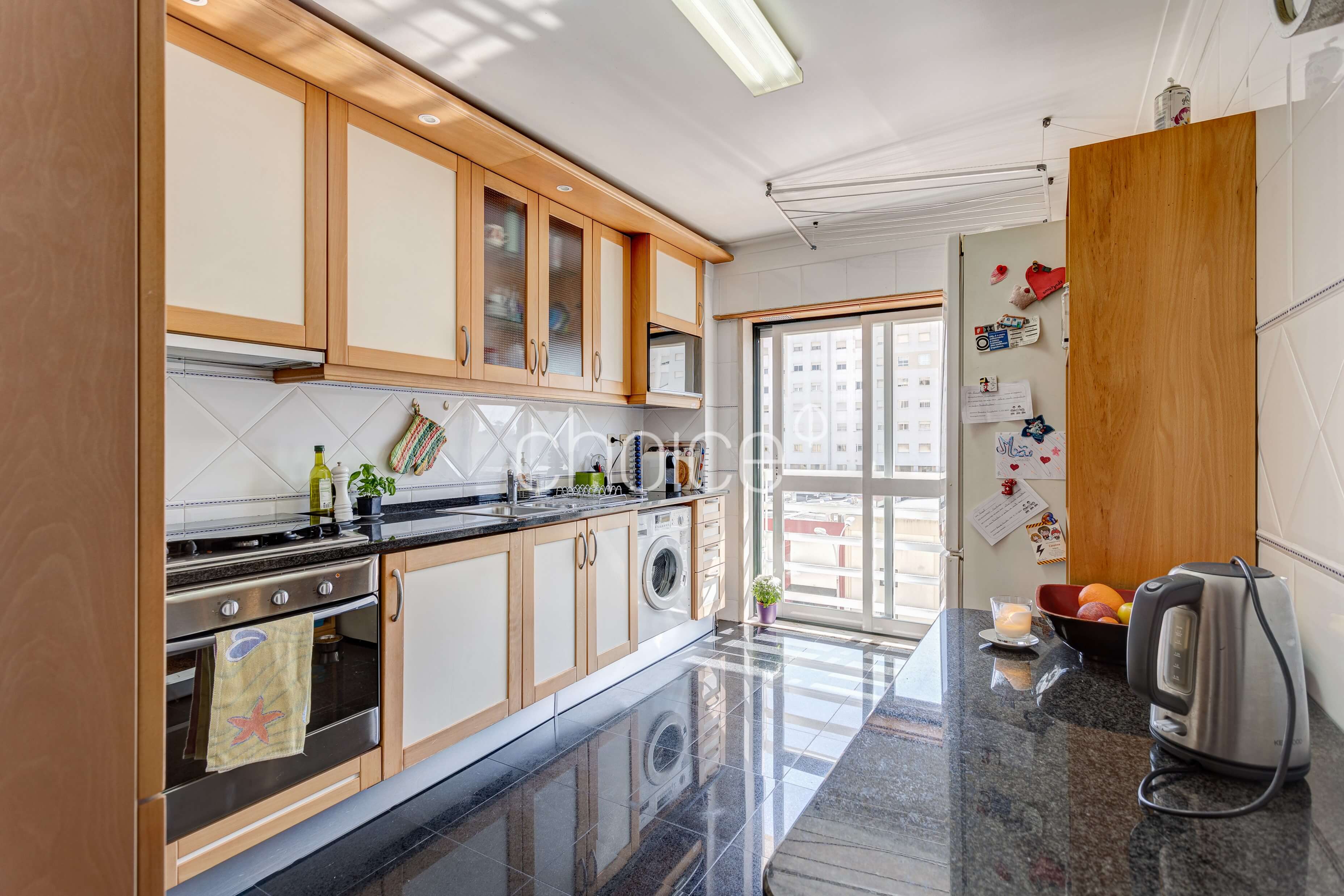 2-bedr. flat l Nova Carnaxide | Lisboa | with lift and garage