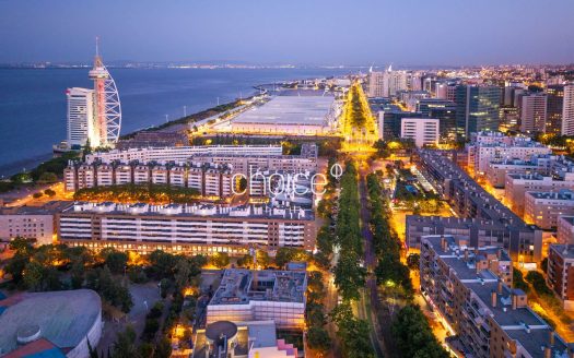 Apartamento T2+1 de Excelência no Parque das Nações – Vista Rio