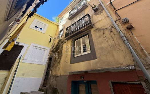 Oportunidade Única | Prédio em Propriedade Horizontal | Para Reabilitação Total | Santa Maria Maior, Lisboa