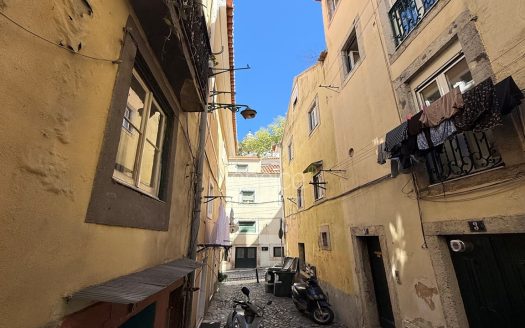 Oportunidade Única | Prédio em Propriedade Horizontal | Para Reabilitação Total | Santa Maria Maior, Lisboa